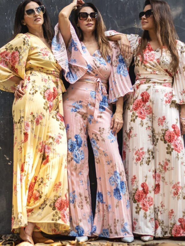 Best color combination clothes in winter for ladies